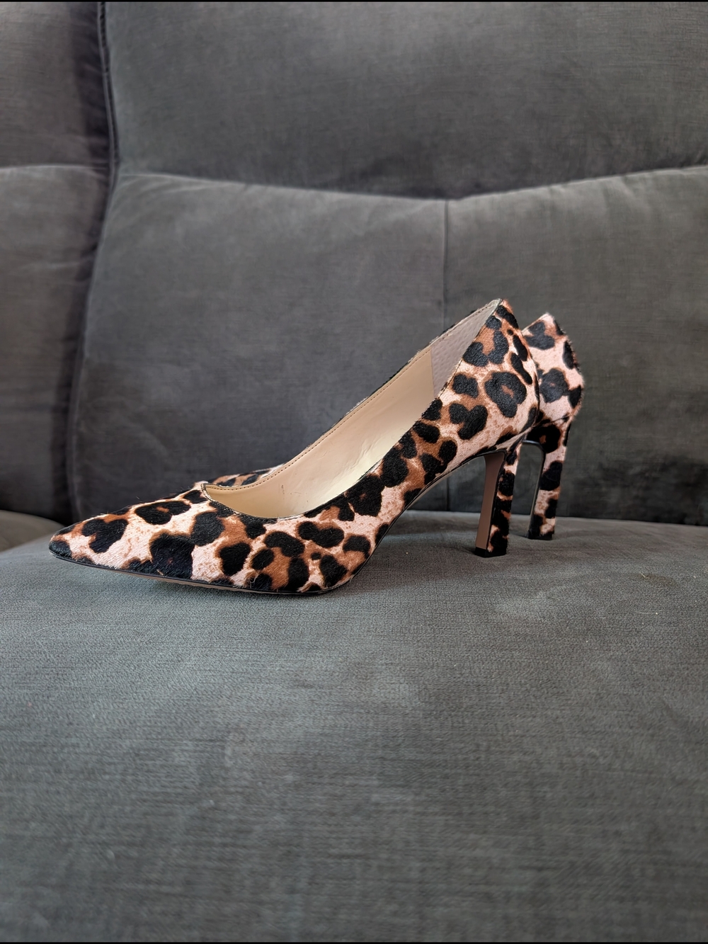 Vince Camuto Leopard Print Pointed Toe Pumps - Brown & Black